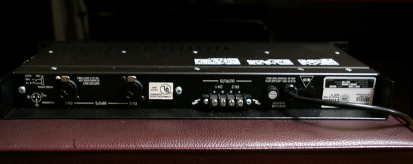 Ω CROWN D-45 パワーアンプ Ω