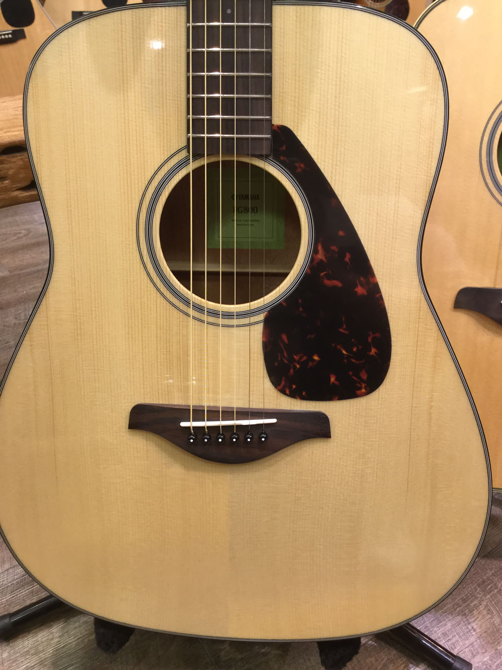 動画】これからの卒業/入学お祝いにオススメ!YAMAHAアコギ♪その4