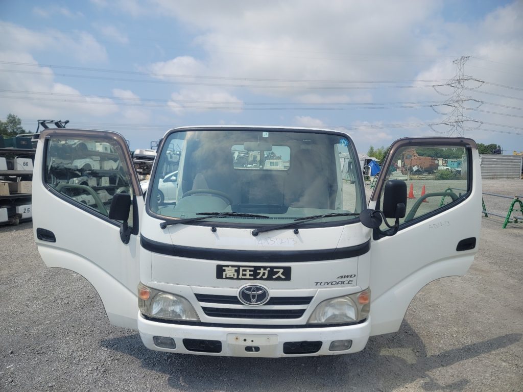 2009 TOYOTA. truck – TAIMUR TRADING