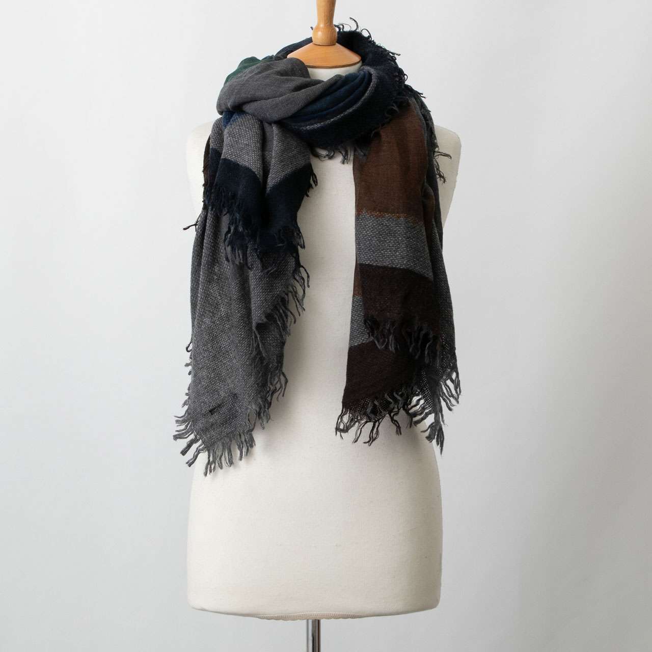 楽天市場】ファリエロサルティ FALIERO SARTI ストール