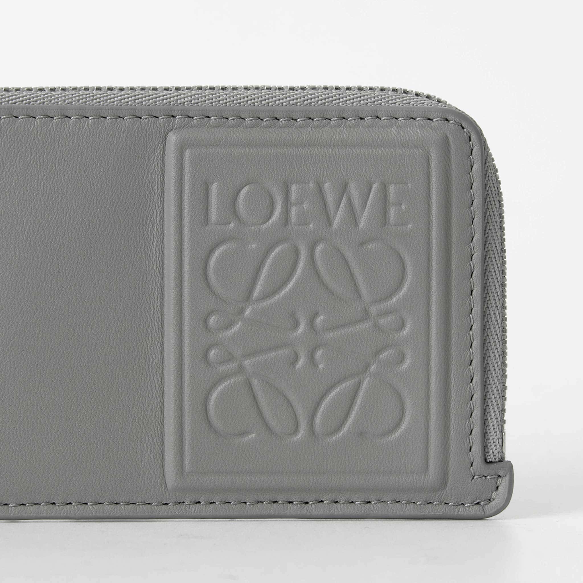 楽天市場】ロエベ LOEWE 財布 カードケース/コインケース ANAGRAM LOGO