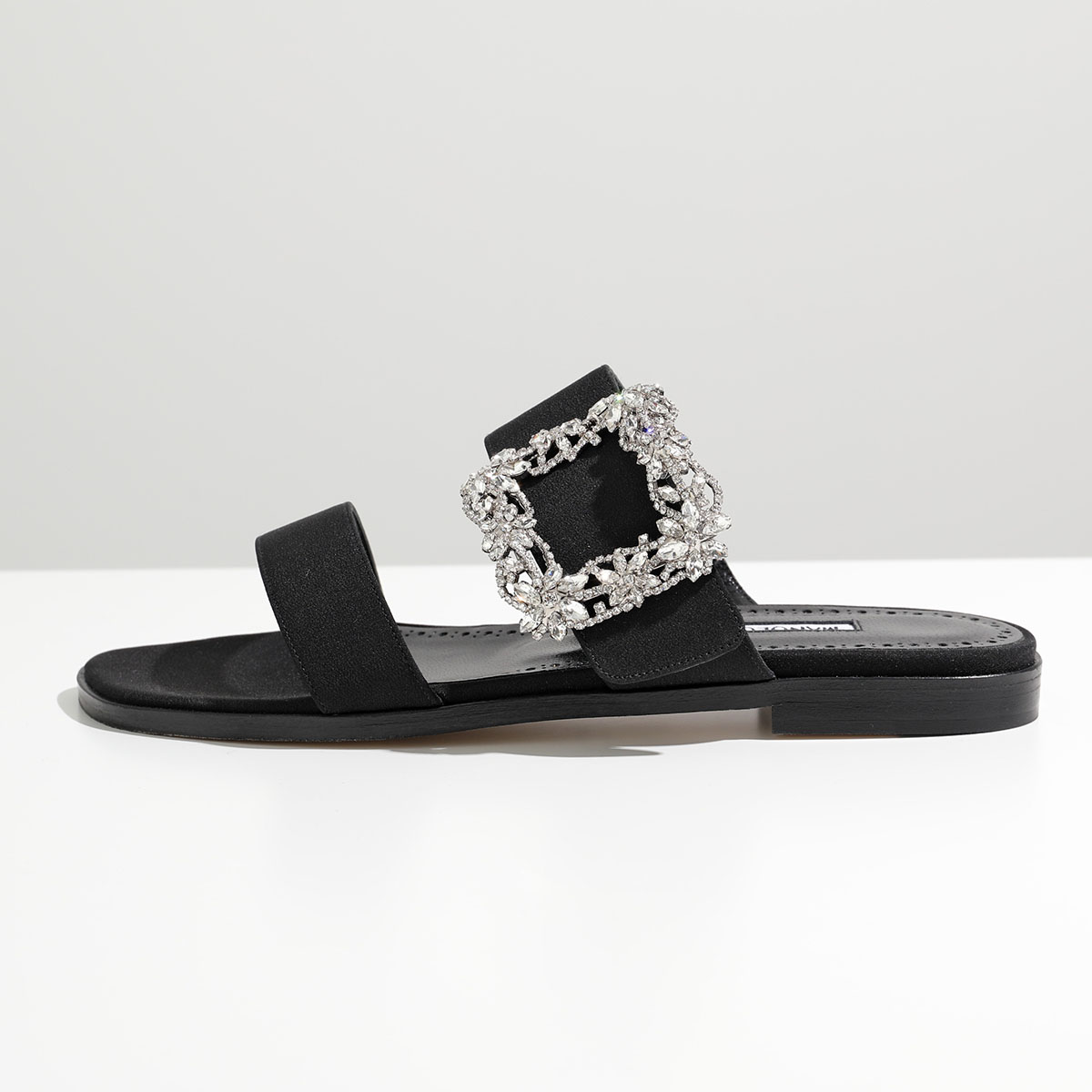 楽天市場】MANOLO BLAHNIK マノロブラニク サンダル TITUBAFLAT JEWEL