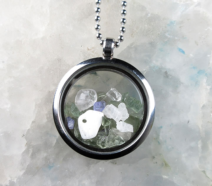 楽天市場】【ポイント5倍 クーポン 20時〜】AAA宝石質透明フェナカイト