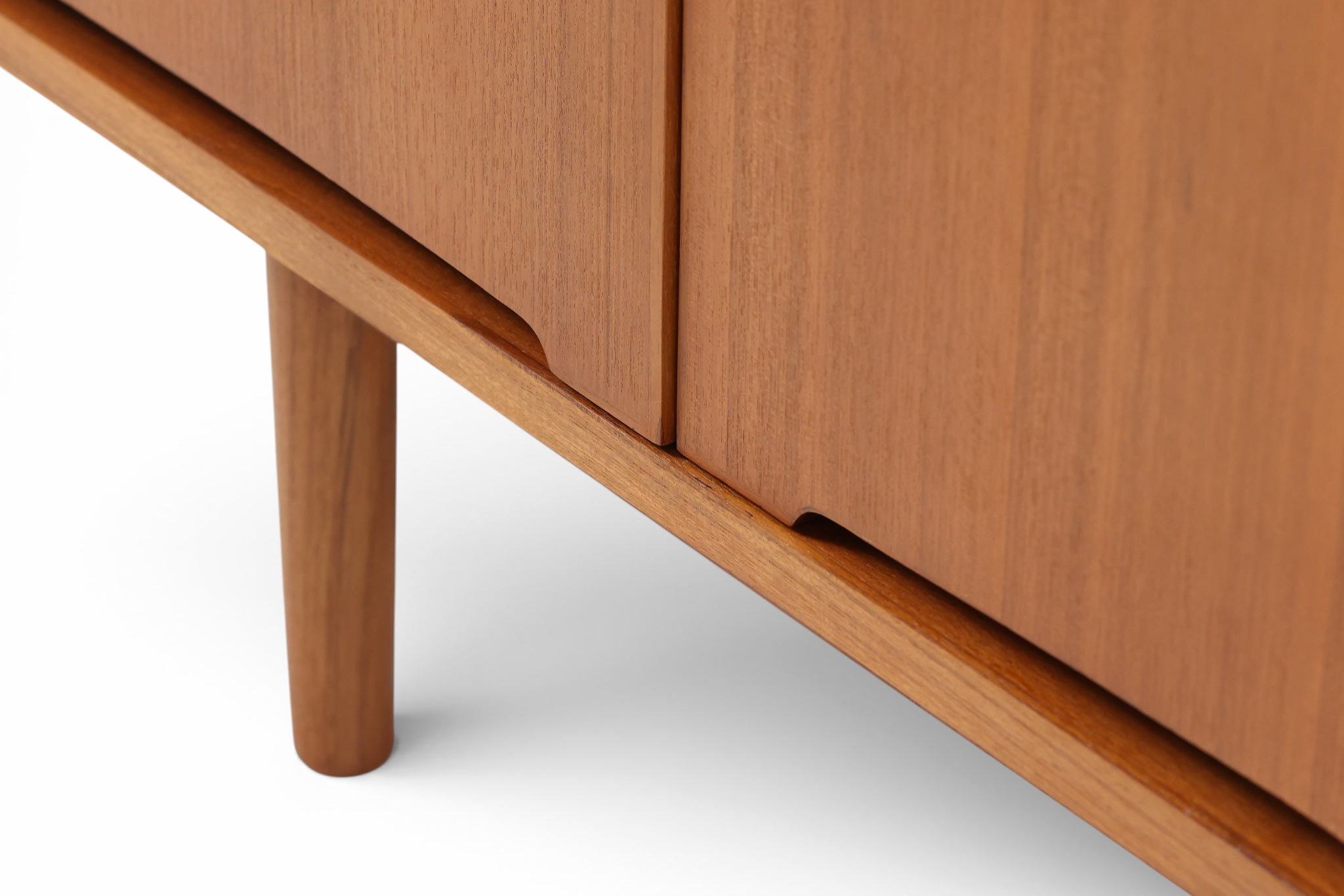 楽天市場】CHLOROSクロロス Leaf-handle リビングワイドキャビネット