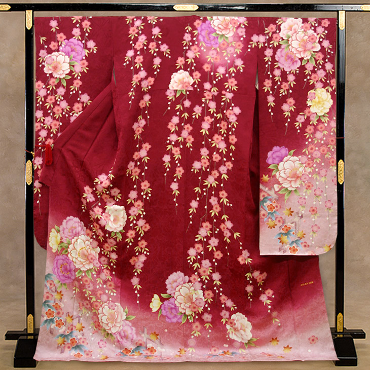 460 振袖のみ 正絹 コーラルピンク 桃 赤 金彩 駒刺繍 暈し染め 460