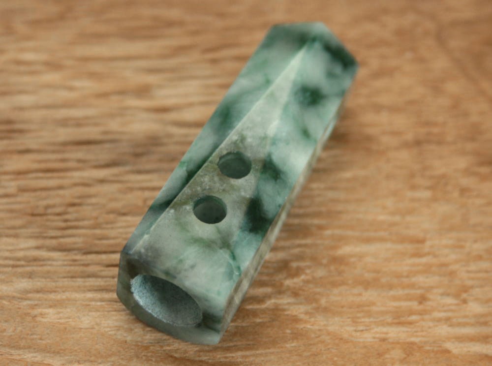 楽天市場】糸魚川翡翠石笛 C01633 元粋 作 49mm*15mm*15mm 糸魚川産