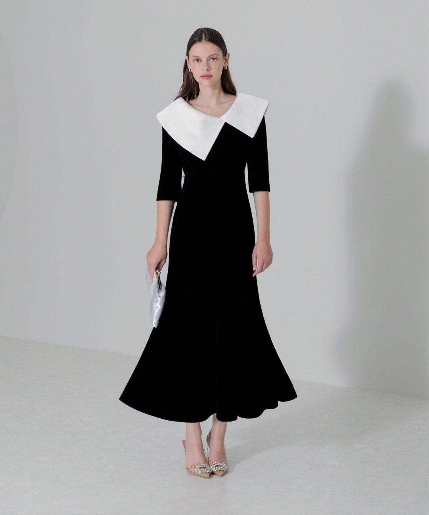 Leja｜LEJA/配色アシンメトリービッグカラーベロアマーメイド