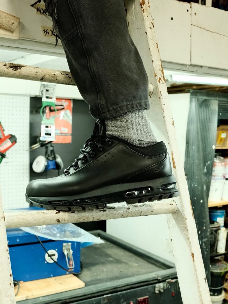 Nike Air Max Goadome Low SP “Black”が国内2月11日より発売［IQ0641