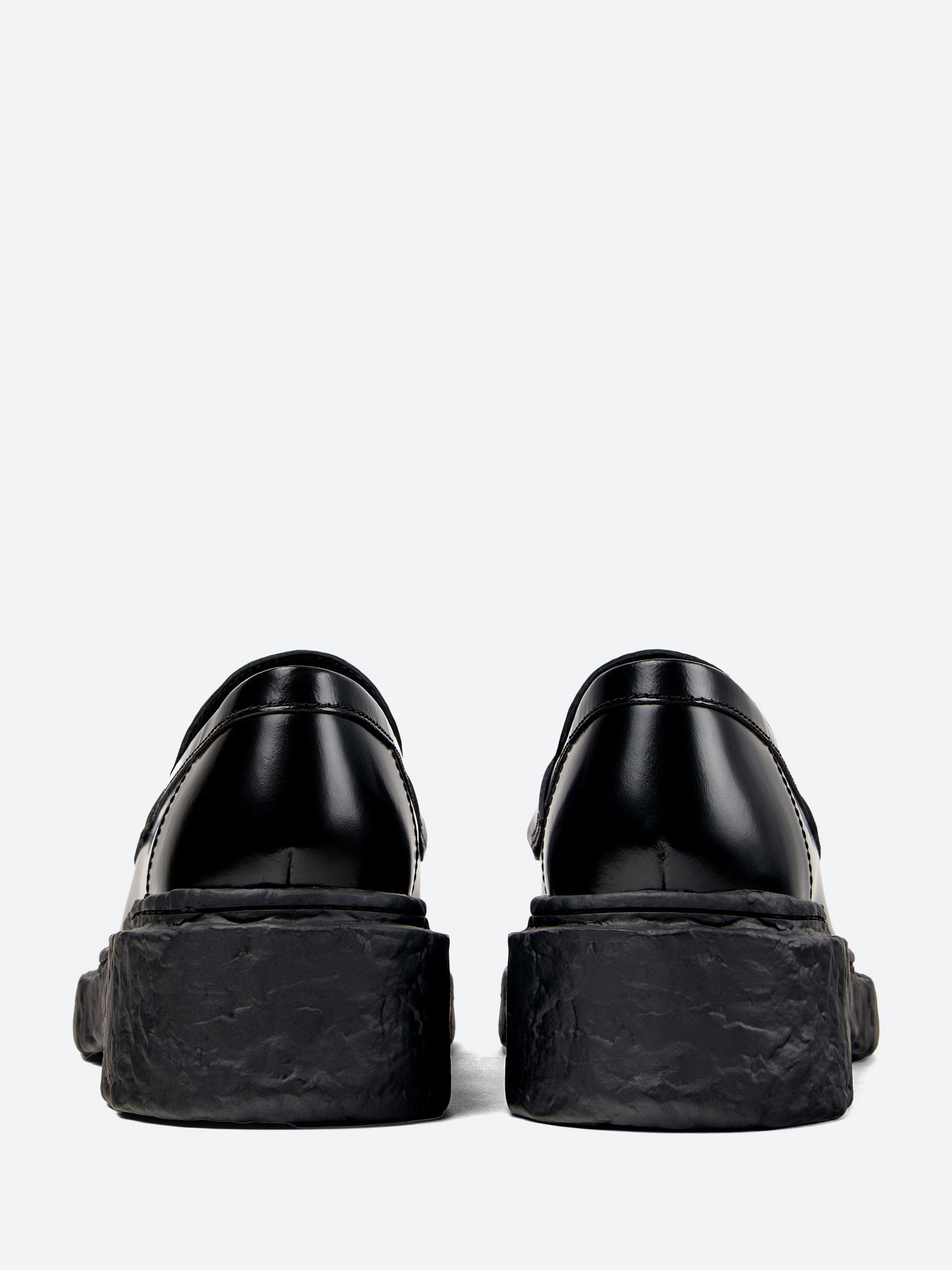 CamperLAB - Vamonos Loafers in Black – gravitypope