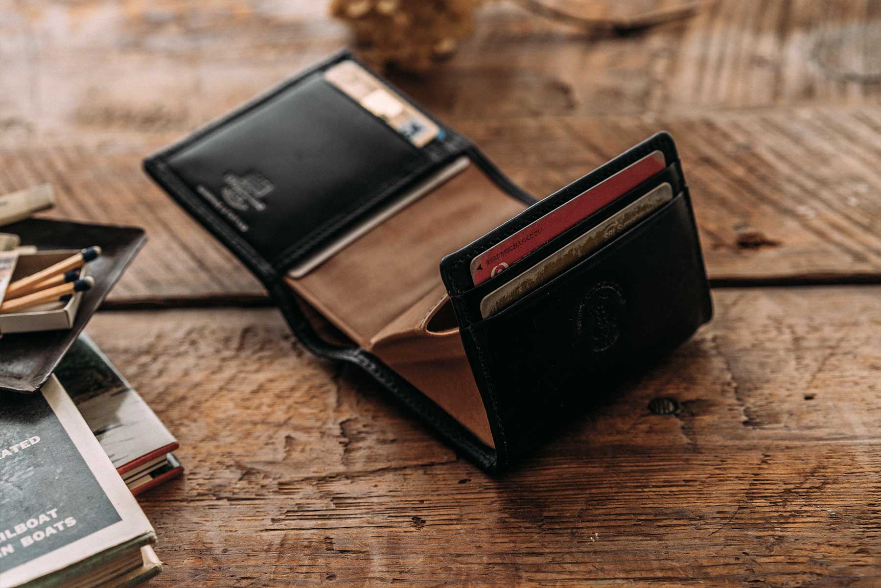 今最も注目のコンパクトウォレットS1975がVINTAGE BRIDLE LEATHERで