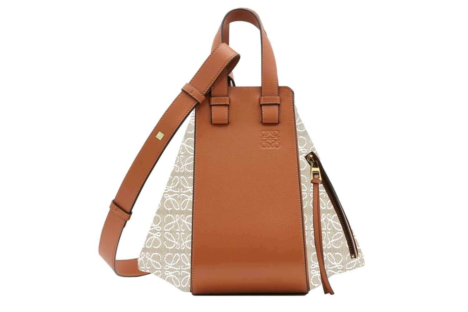 ロエベの新作バッグ、Lが重なる“アナグラム”を施したジャカードの