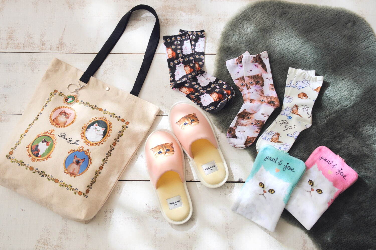 ポール ＆ ジョー「猫だらけ」雑貨、“愛猫”コラージュソックスや額縁