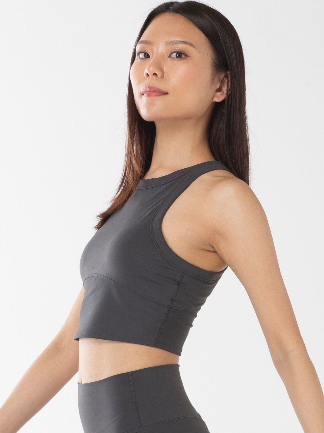 シェリー ライクラ クロップ ブラトップ グラファイト | スポーツブラ
