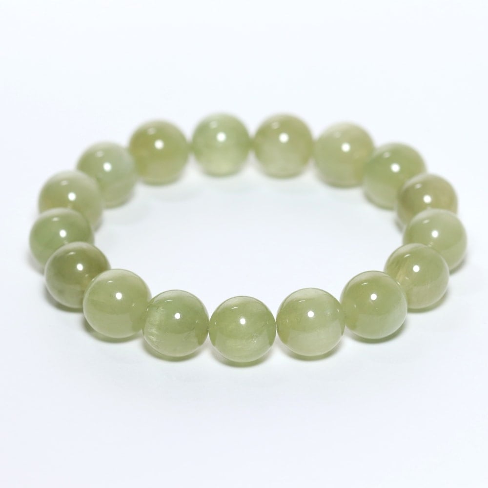 高品質]グリーンクンツァイト？ブレスレット（約12.5mm玉） - 埼玉県
