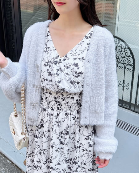 Vネックリボンボタンフェザーニットカーディガン｜INGNI(イング) 公式