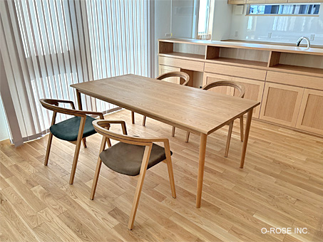オー・ローズ ファニチャー 村澤一晃さん 宮崎椅子製作所 MMテーブル