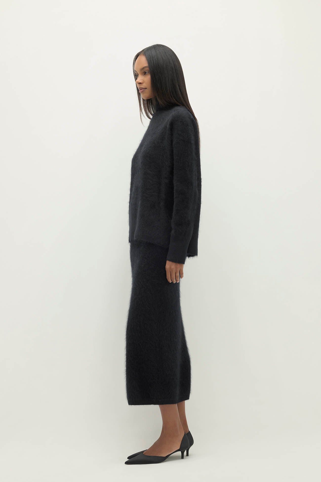 Women's Ethel Brushed Cashmere Turtleneck Sweater – NAKEDCASHMERE