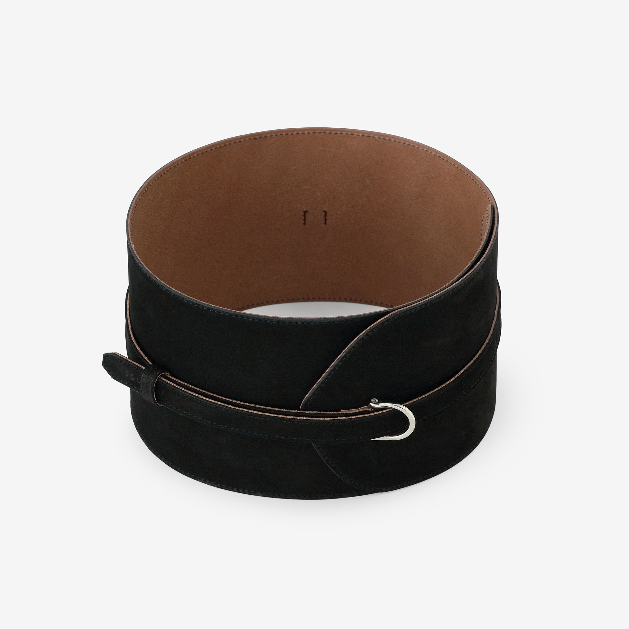 革帯（かくたい） おみな