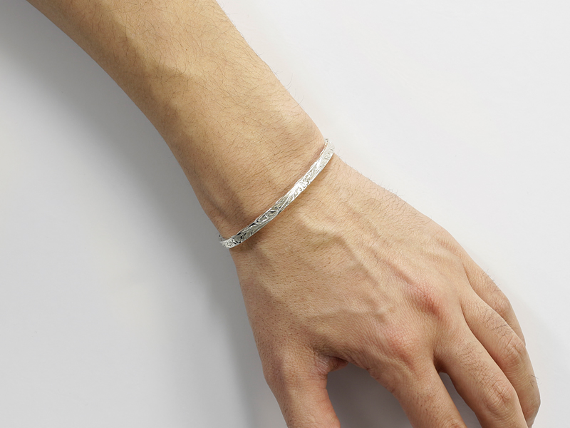 Lono（ロノ） Flat Bangle 4mm（フラットバングル 4mm）