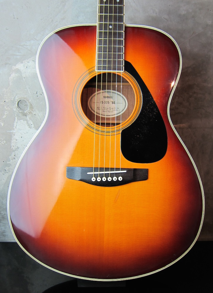 う*め様 ヤマハYAMAHA FS-325改 レスターフラット風ピックガード00 楽天市場】YAMAHA(ヤマハ)LLタイプピックガード 現行モデル べっ甲柄