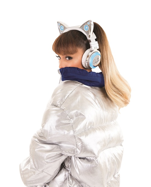 ネコ耳型「アリアナ・グランデ・シグネチャー・モデル」ヘッドフォンの