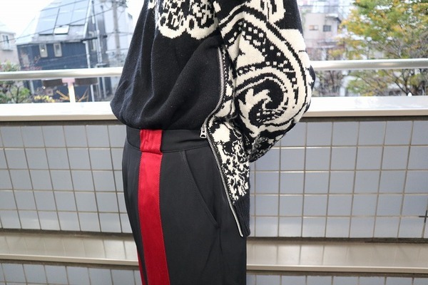 sacai/サカイ】より19AW Floral Pullover Sweaterが入荷致しました