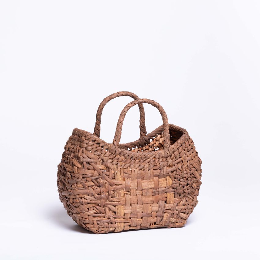 長野県大町市の山葡萄籠工房｜天然山葡萄籠の本格専門店