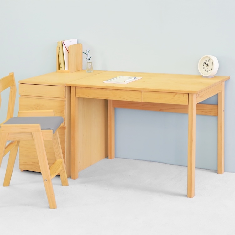国産無垢材を使ったシンプルな学習机｜家具と学習机の専門店キシル