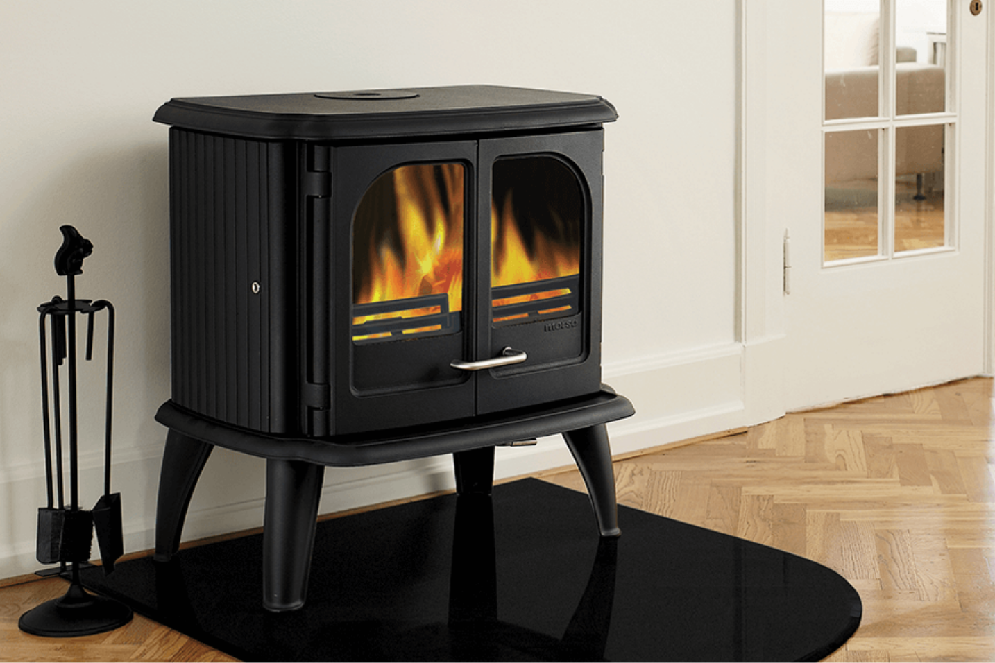 山の家 YAMANOIE | 薪ストーブ・暖炉・ペレット| モルソー (morso)