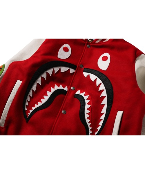 A BATHING APE（アベイシングエイプ） スタジャン SHARK VARSITY