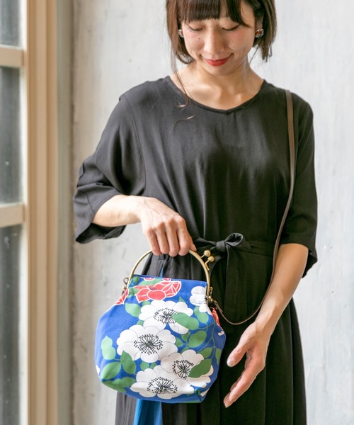 カヤ ショルダーバッグ バッグ 「カヤ」和モダン花柄がま口ショルダー