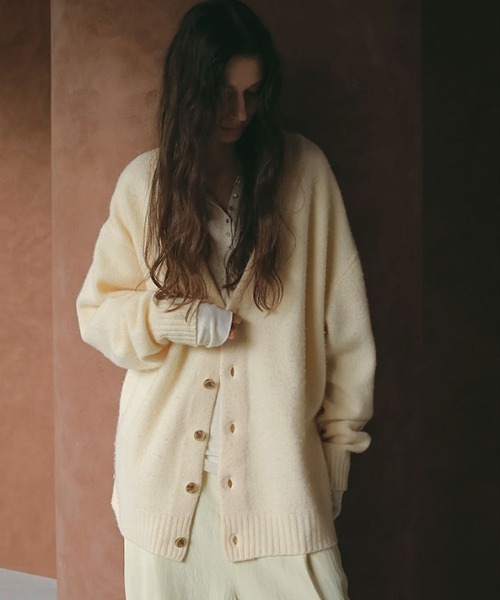 ETRE TOKYO（エトレトウキョウ） カーディガン ミドルゲージVネック