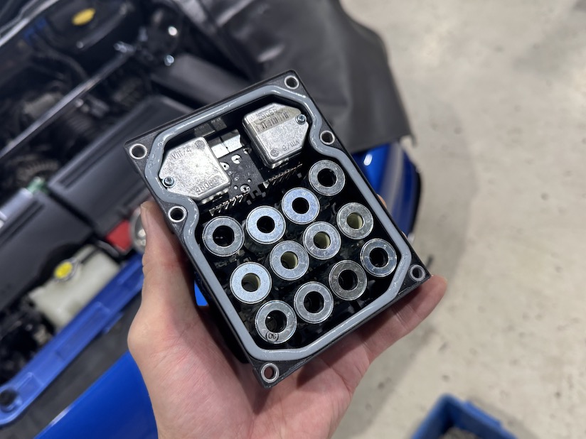 マツダRX-8 ABSユニット修理｜秋田県から10時間かけてご来店 | ABS