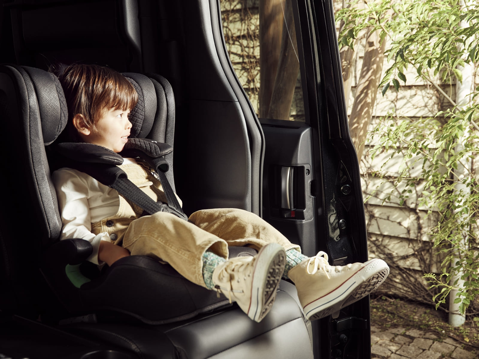 パパット R 新安全基準R129適合 取付もお子さまの乗せ降ろしもパパッと