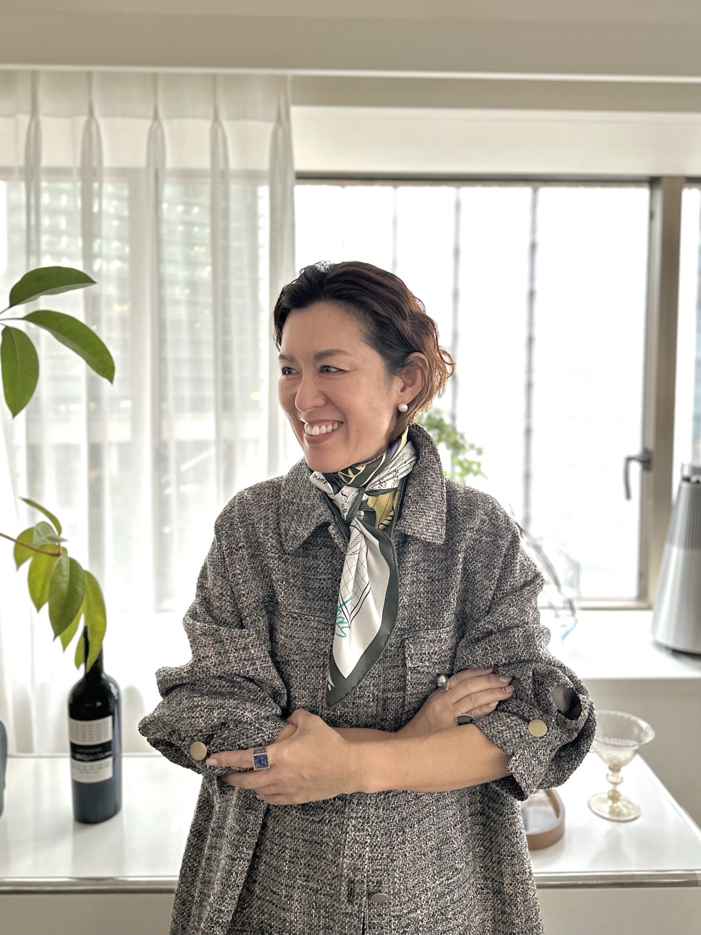 マニプリ】首元に小さく、シルクの艶♡ by 大草直子｜着こなしサンプル