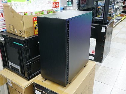 Fractal Designの静音ミドルタワー「Define 7 Compact」がデビュー