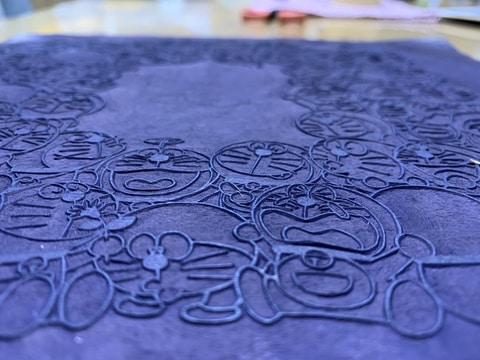 ドラえもん」まんが連載開始50周年を記念した「浮世絵木版画」が500部