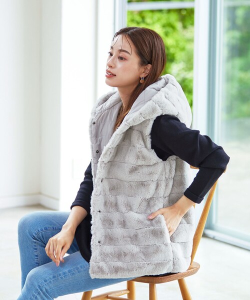 2WAY】着回し自由のリバーシブルキルトフェイクファーベスト（ダウン