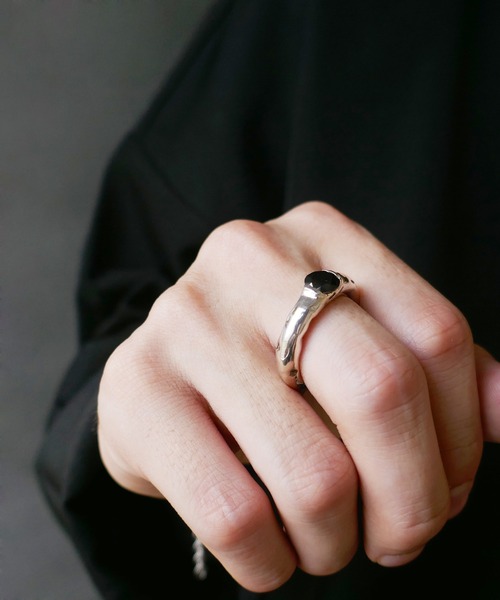 e.m.（イーエム）の「SILVER925ブラックジルコニアリング/メンズ