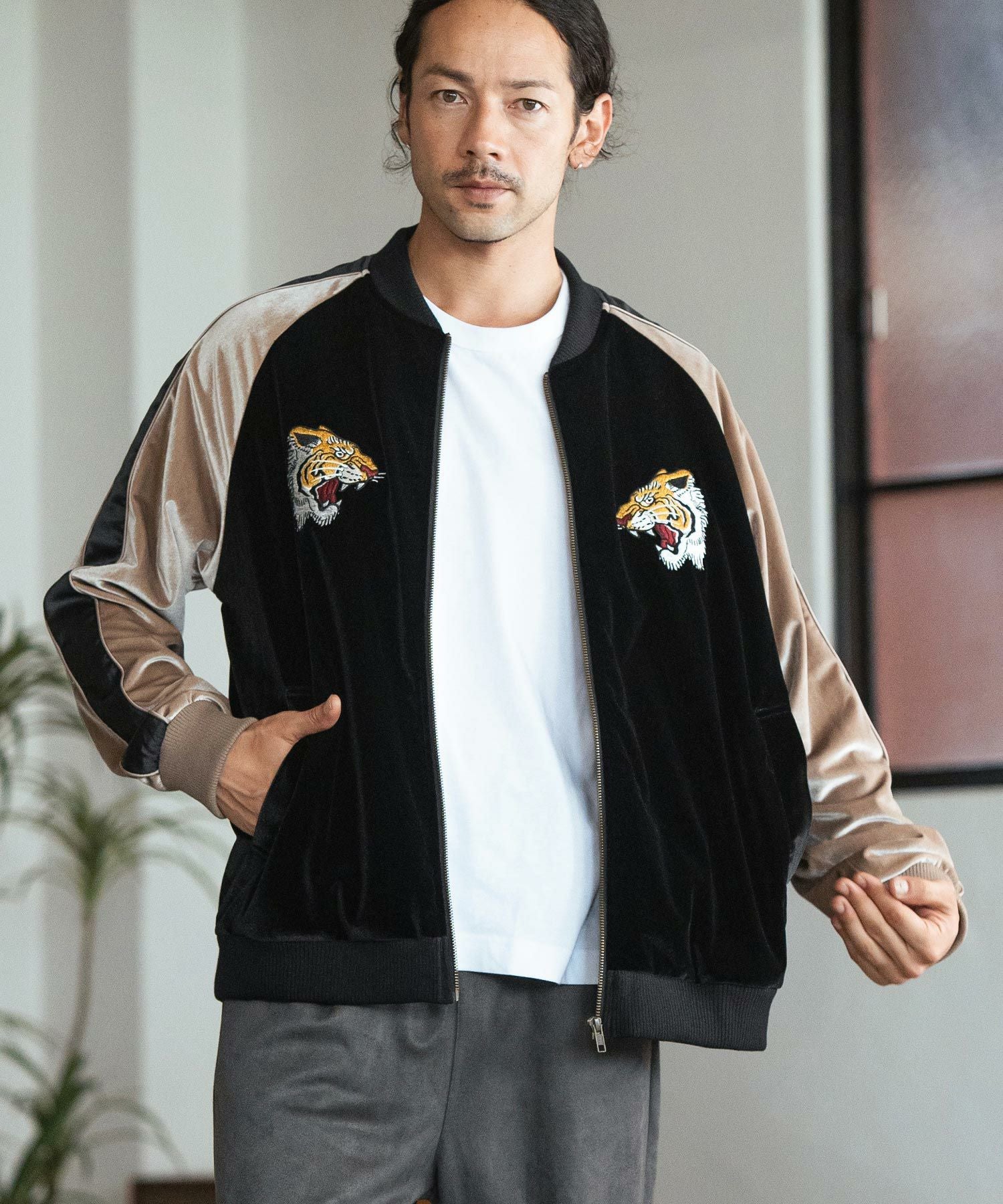 50%OFF【CAMBIO(カンビオ)】Tiger Embroidered Velour Souvenir Jacket