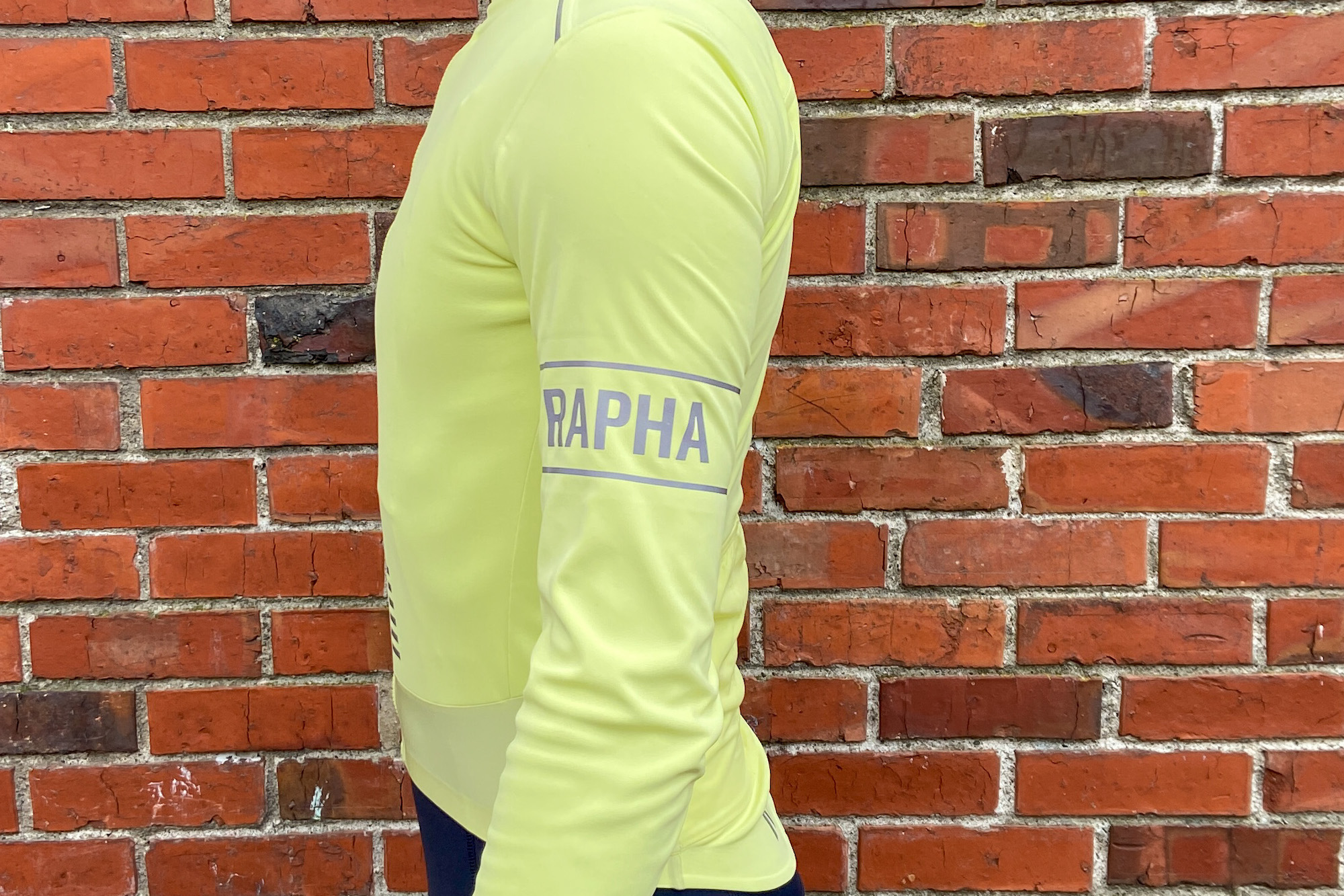 Rapha Men's Pro Team Long Sleeve Gore-Tex Infinium Jersey review