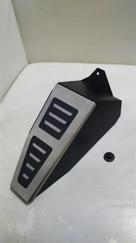 audi純正フットレストカバー&ペダルカバー装着（アウディ A1・8X）by