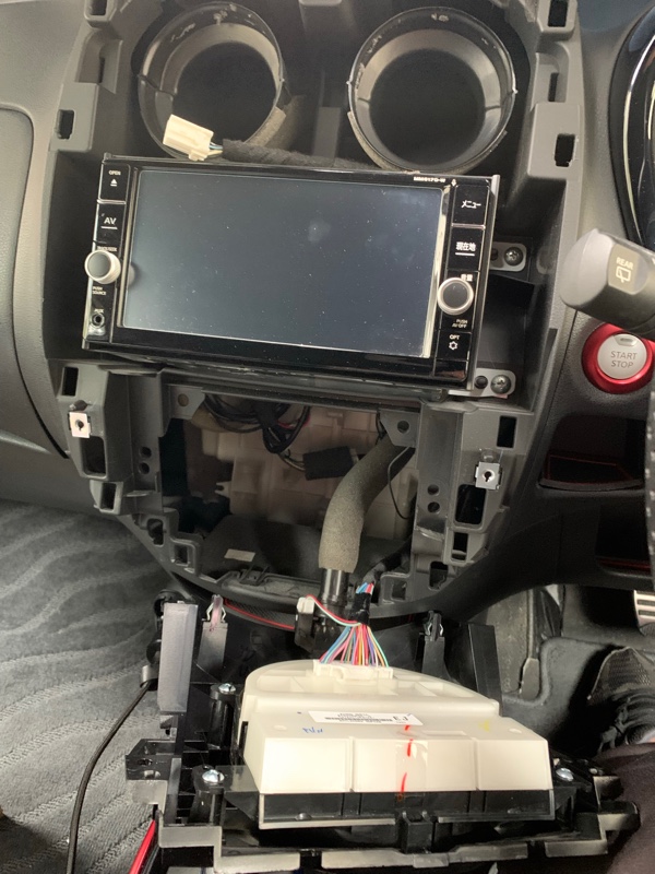 エアコンパネル LED打ち替え済みパネルへ交換（日産 ノート e-POWER