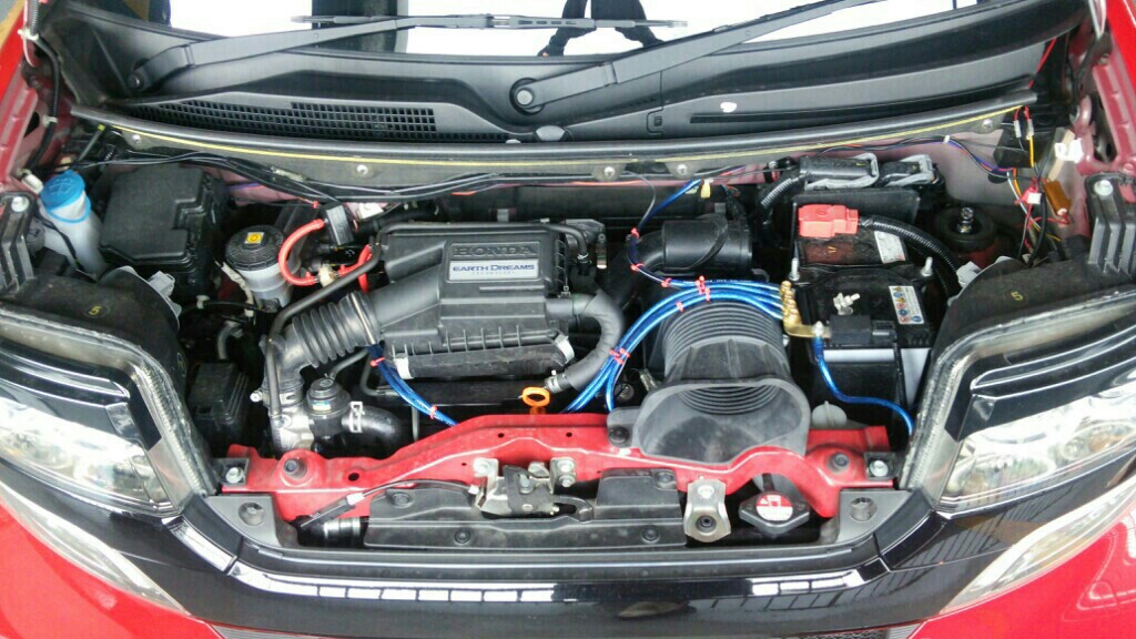 インテークチャンバー、ブローオフバルブ取り付け（ホンダ N-BOX