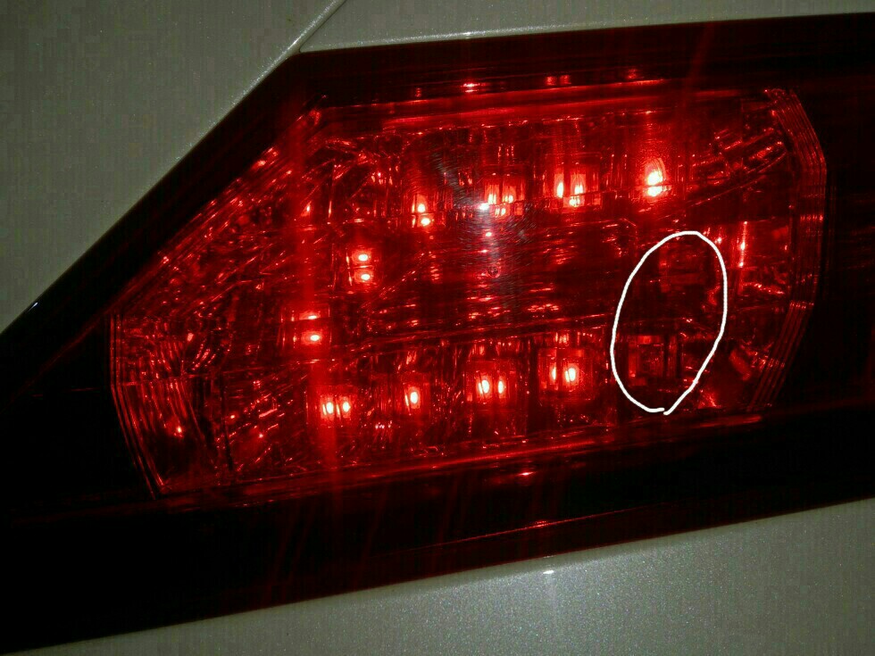 テールランプLED基盤交換(ゲート側)（トヨタ ヴェルファイア・20系）by