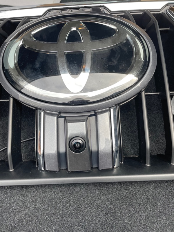 フロントカメラ取り付け（トヨタ ランドクルーザープラド・150系）by