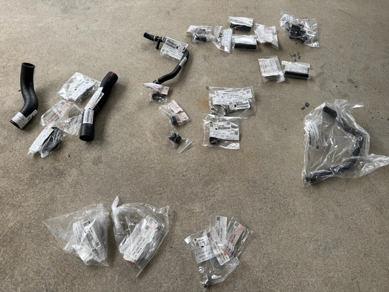 ヒーターホース&ラジエーターホース交換（トヨタ ランドクルーザー80