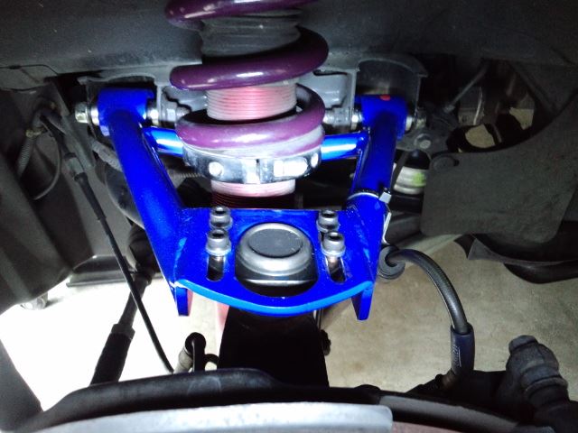 KTS / カインドテクノストラクチャー フロントアッパーアーム のパーツ