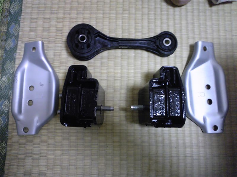 STI エンジンマウント / 強化エンジンマウント のパーツレビュー