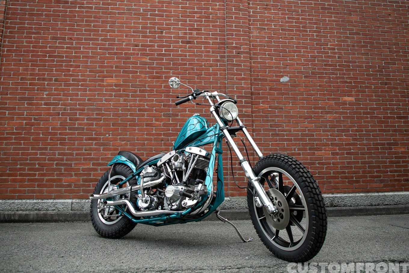 ウィーラーズのハーレー ショベルヘッドのフリスコスタイルチョッパー